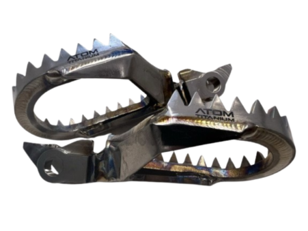 רגליות פגים לאופנוע שטח אוסטרי טיטניום - ATOM TITANIUM PEGS KTM / HUSQVARNA / GASGAS 2024-2025