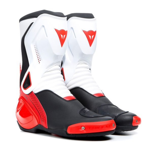 מגפי רכיבה דיינז לבן/ אדום/ שחור - DAINESE NEXUS 2 AIR