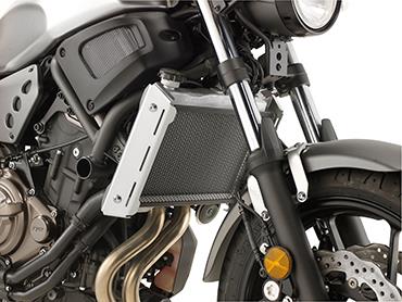 מגן צד רדיאטור לימאהה ג'י וי שחור - GIVI YAHAMA MT-07 / XSR 700 RADIATOR GUARD