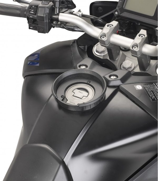 מתאם לתיק מיכל ג'י וי לימאהה - GIVI EASY LOCK YAMAHA MT-09 / TRACER 900 2015-2022