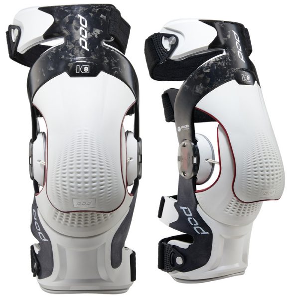 מגני ברכיים (ברייס) פוד קרבון/ לבן - POD K8 3.0 KNEE BRACE CARBON/ WHITE